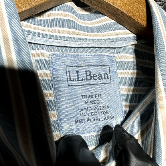 L.L. Bean Shirt Men's M Trim Blue Striped Short Sleeve Button Up 262284 - Picture 3 of 10